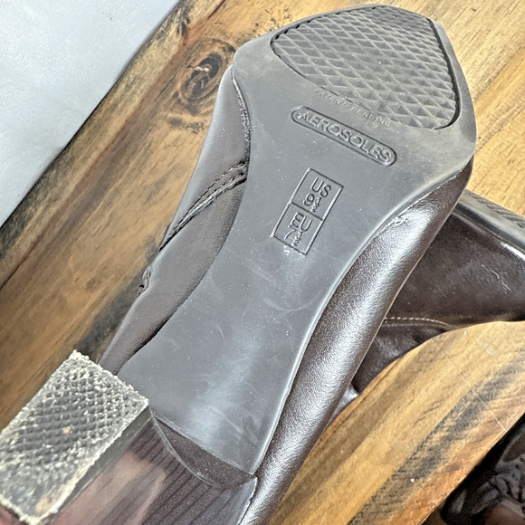 Aerosoles Tall Boots Size 9.5 Dark Brown Faux Leather Knee High Full Zip Styled - Picture 3 of 9